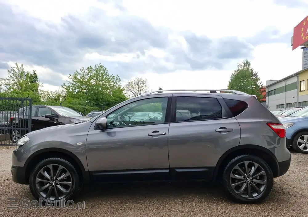 NISSAN Qashqai+2 1.6 Tekna S/S