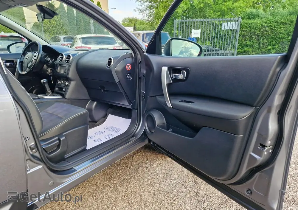NISSAN Qashqai+2 1.6 Tekna S/S