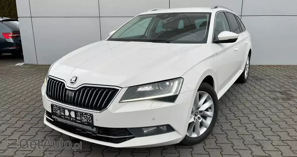 SKODA Superb 2.0 TDI SCR Style DSG