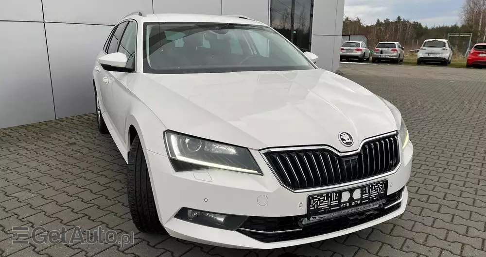 SKODA Superb 2.0 TDI SCR Style DSG
