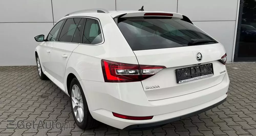 SKODA Superb 2.0 TDI SCR Style DSG