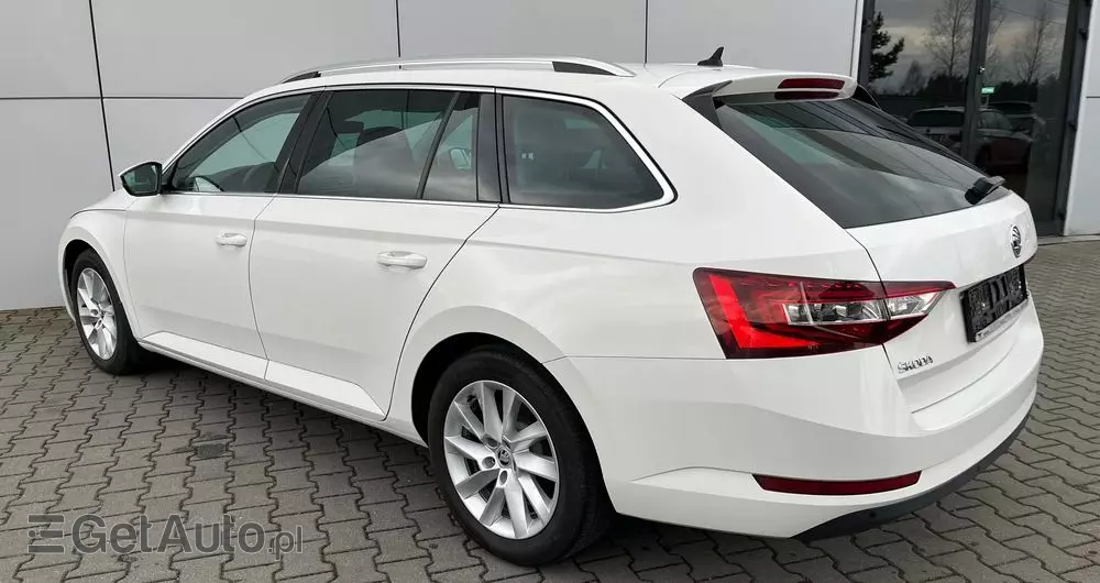 SKODA Superb 2.0 TDI SCR Style DSG