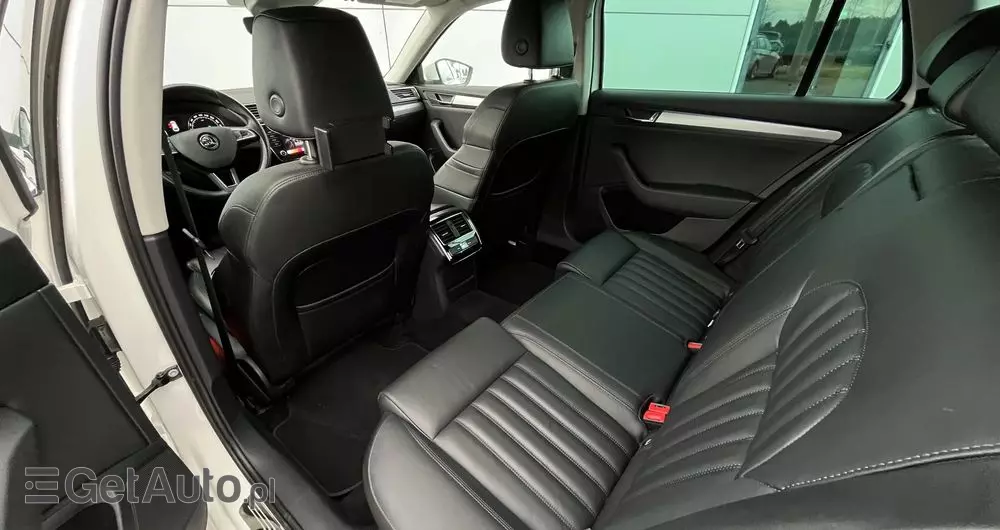 SKODA Superb 2.0 TDI SCR Style DSG