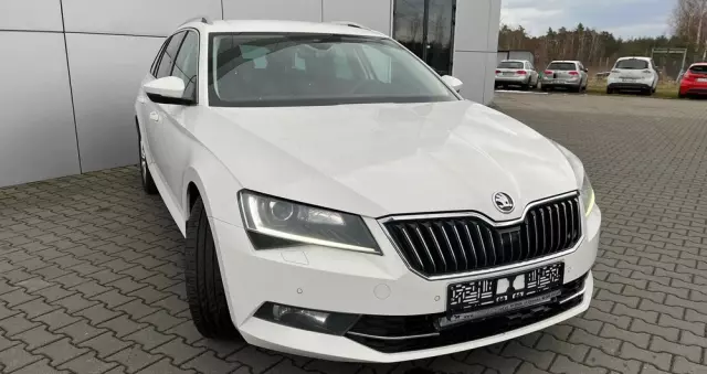 SKODA Superb 2.0 TDI SCR Style DSG