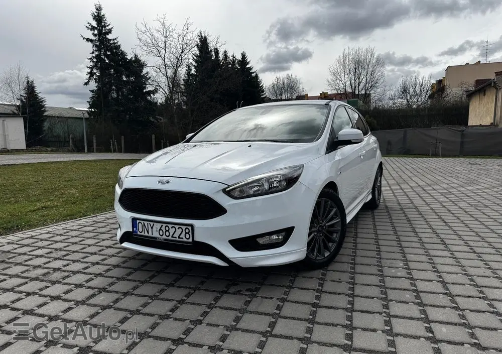 FORD Focus 1.0 EcoBoost Start-Stopp-System ST-LINE