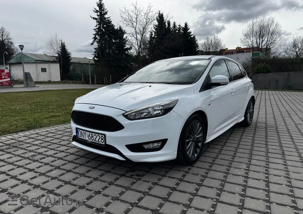 FORD Focus 1.0 EcoBoost Start-Stopp-System ST-LINE