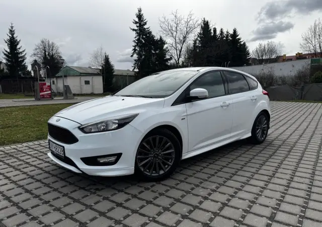 FORD Focus 1.0 EcoBoost Start-Stopp-System ST-LINE