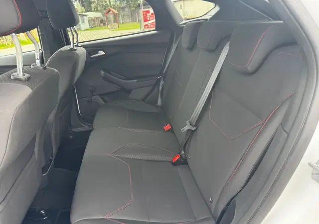 FORD Focus 1.0 EcoBoost Start-Stopp-System ST-LINE