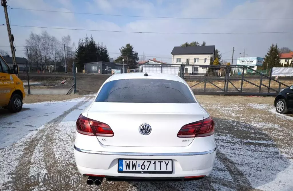 VOLKSWAGEN Passat CC 