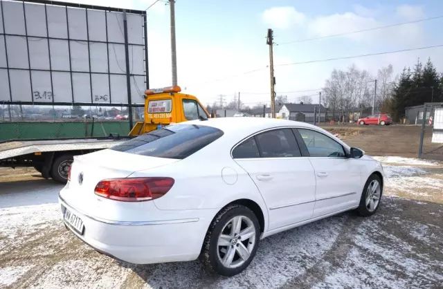 VOLKSWAGEN Passat CC 