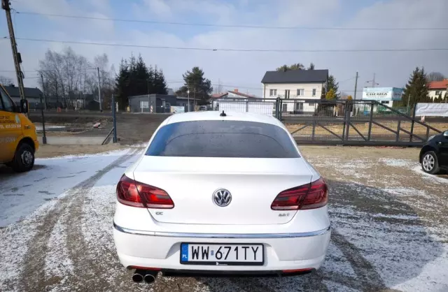 VOLKSWAGEN Passat CC 