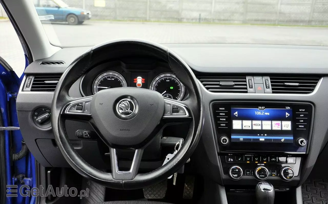 SKODA Octavia Combi 1.6 TDI DSG Style