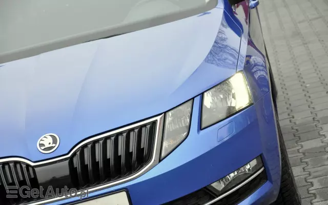 SKODA Octavia Combi 1.6 TDI DSG Style