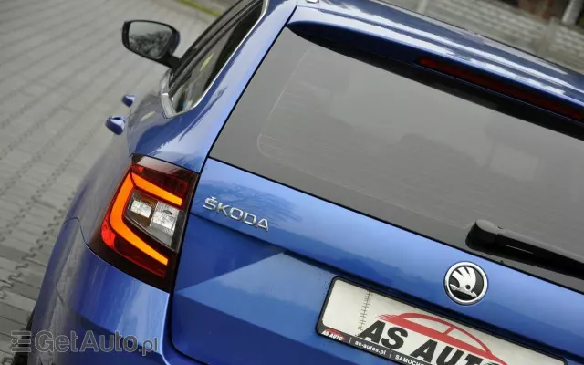 SKODA Octavia Combi 1.6 TDI DSG Style