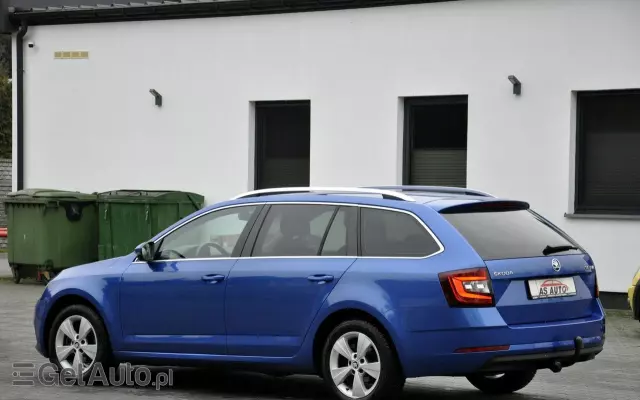 SKODA Octavia Combi 1.6 TDI DSG Style