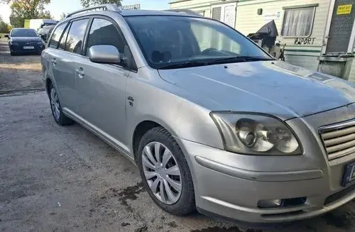 TOYOTA Avensis 