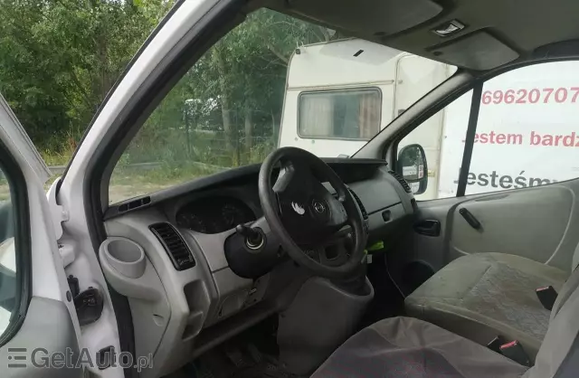 OPEL Vivaro 