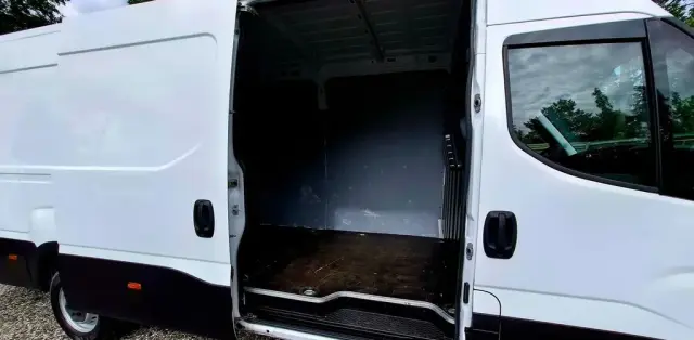 IVECO 35 Daily 