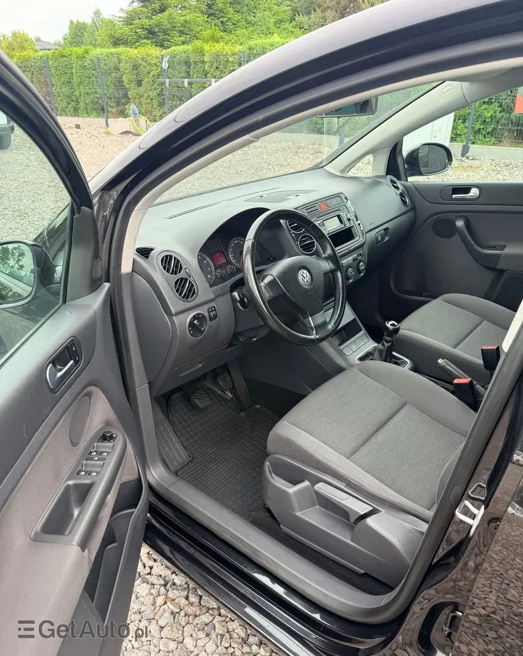 VOLKSWAGEN Golf Plus 1.6 United