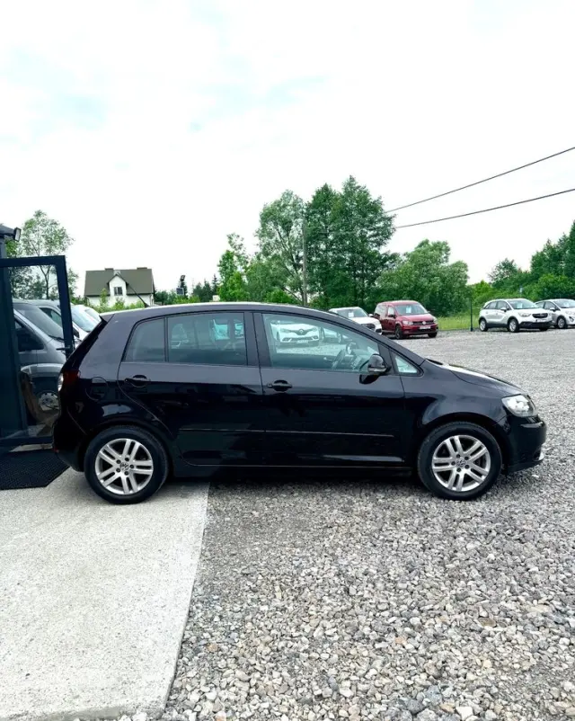 VOLKSWAGEN Golf Plus 1.6 United