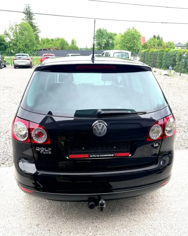 VOLKSWAGEN Golf Plus 1.6 United