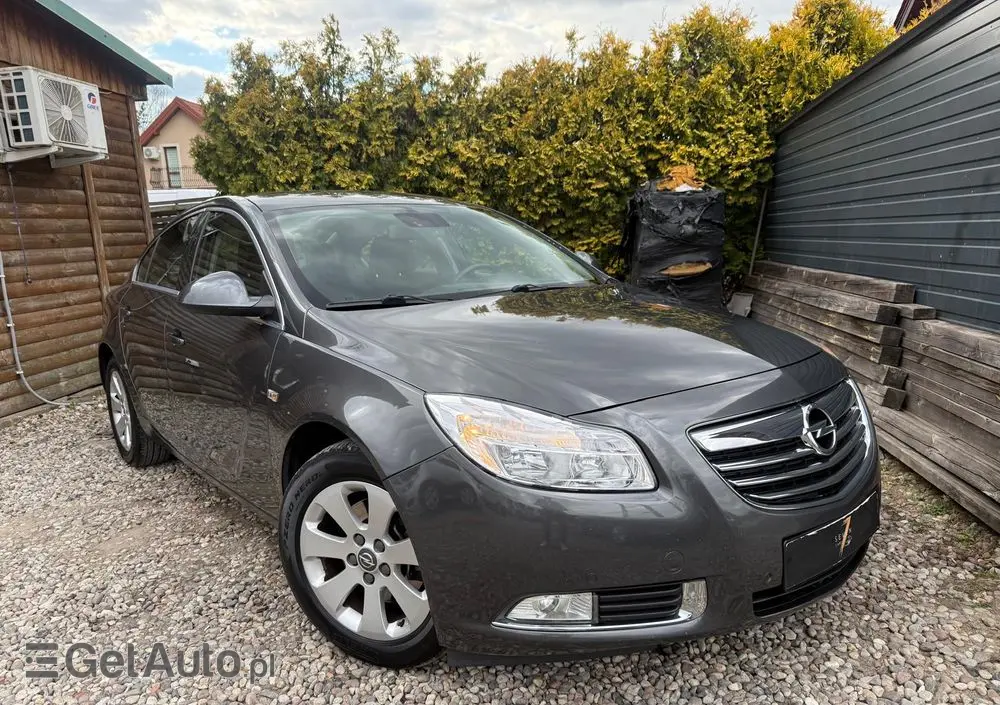 OPEL Insignia 1.6 Turbo Edition