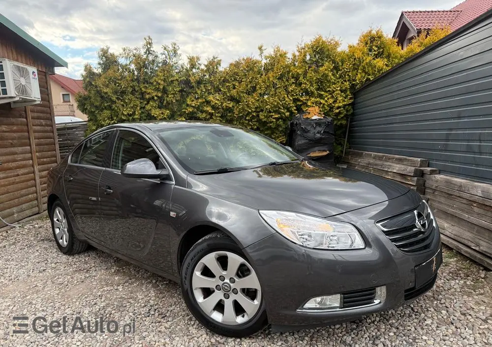 OPEL Insignia 1.6 Turbo Edition