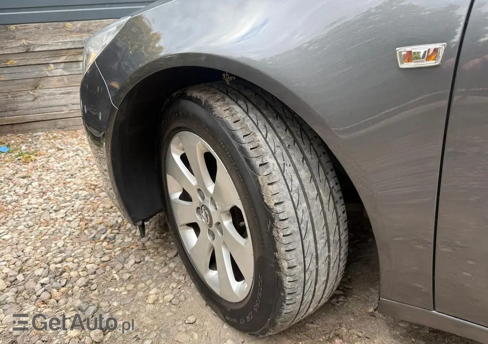 OPEL Insignia 1.6 Turbo Edition