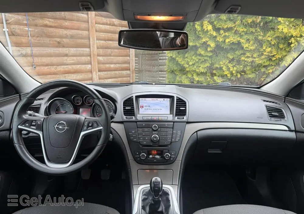 OPEL Insignia 1.6 Turbo Edition