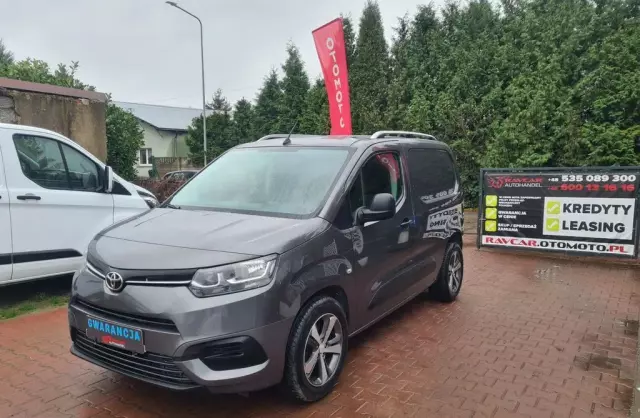 TOYOTA Proace City 