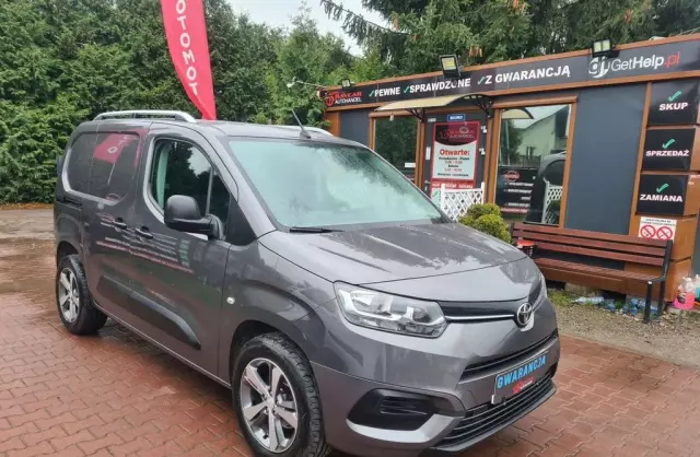 TOYOTA Proace City 