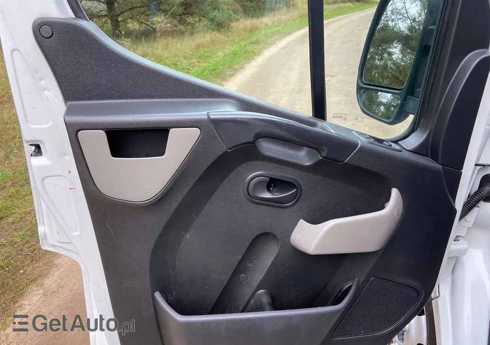 RENAULT Wywrotka Master 