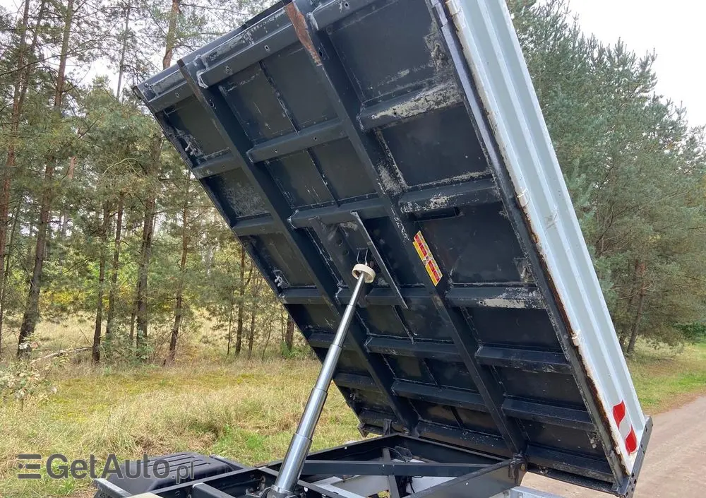 RENAULT Wywrotka Master 