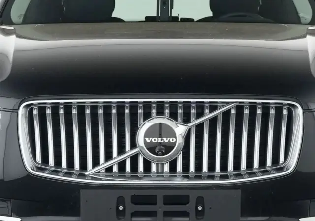 VOLVO XC 90 