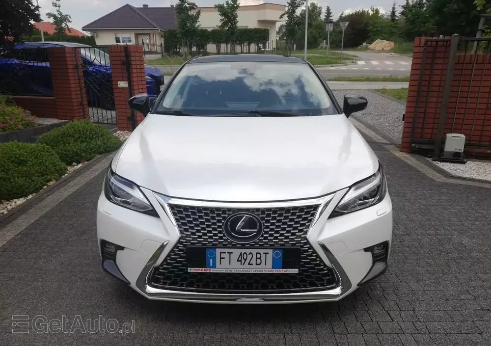 LEXUS CT 200h F Sport