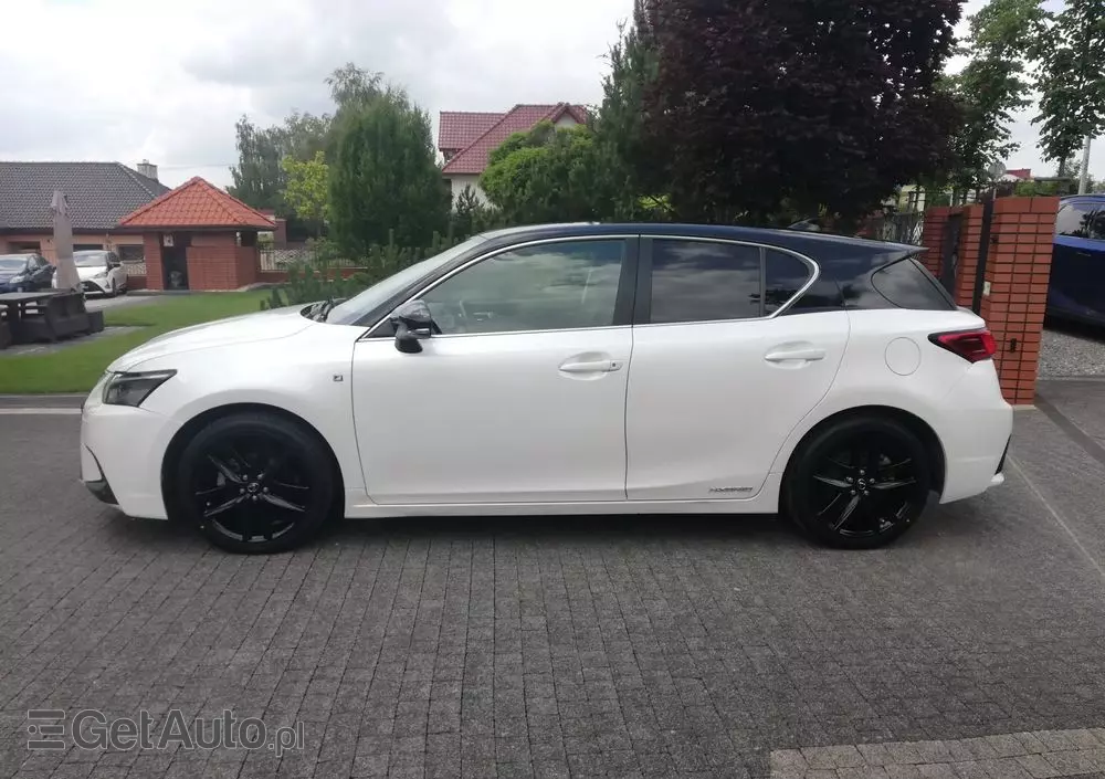LEXUS CT 200h F Sport