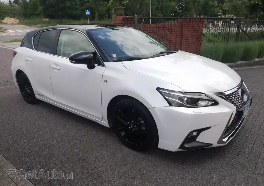 LEXUS CT 200h F Sport