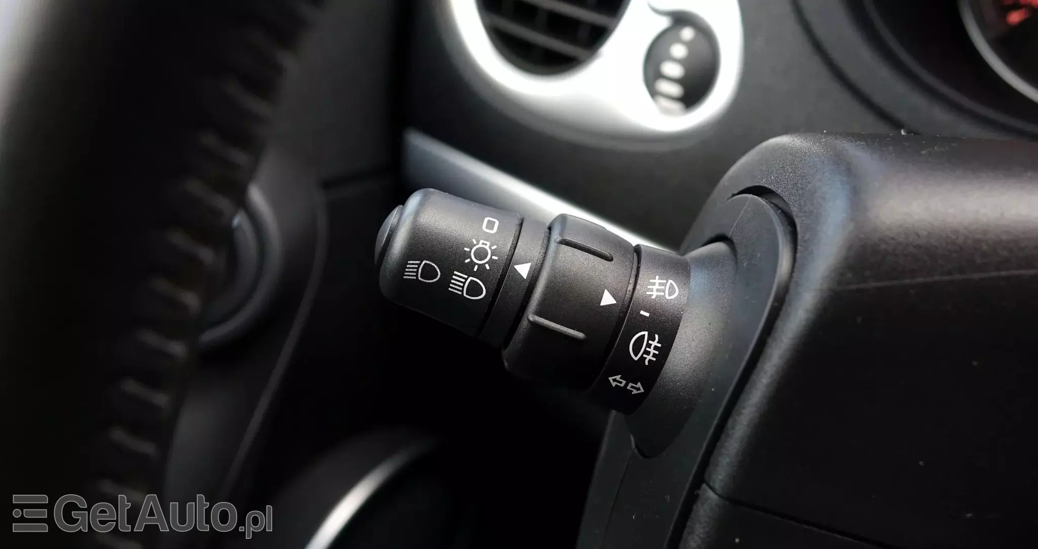 RENAULT Clio 1.2 16V TCE Edition Dynamique