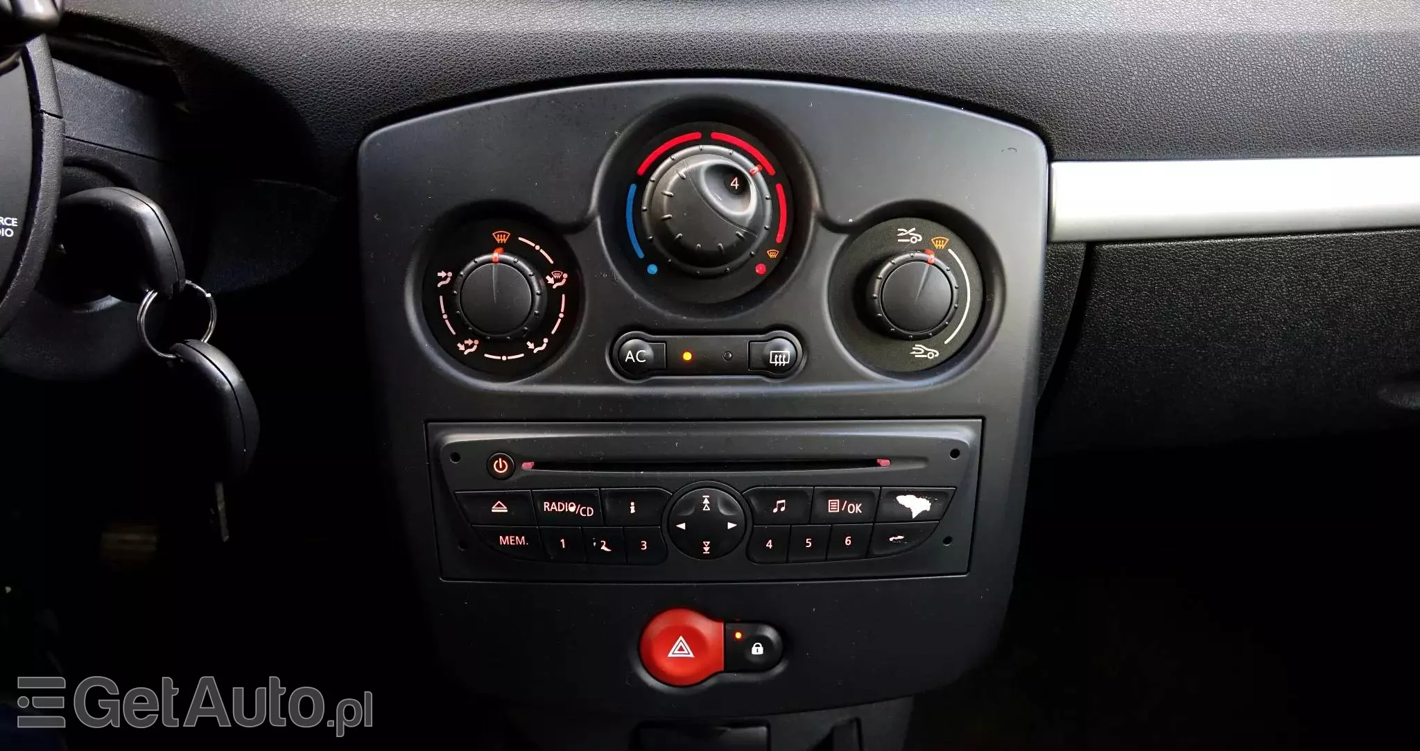 RENAULT Clio 1.2 16V TCE Edition Dynamique