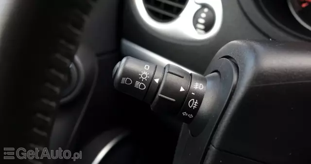 RENAULT Clio 1.2 16V TCE Edition Dynamique