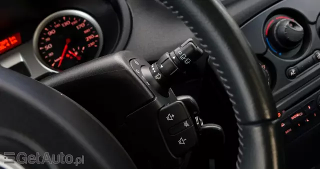 RENAULT Clio 1.2 16V TCE Edition Dynamique