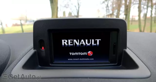 RENAULT Clio 1.2 16V TCE Edition Dynamique