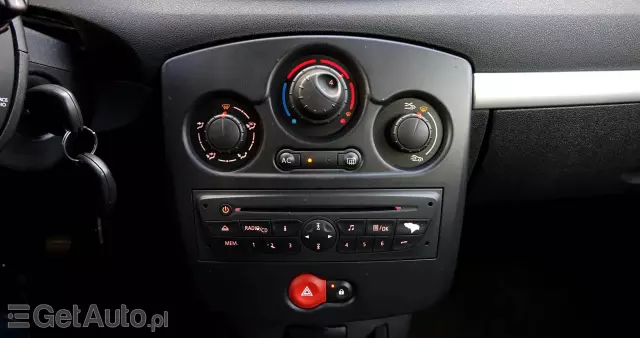 RENAULT Clio 1.2 16V TCE Edition Dynamique