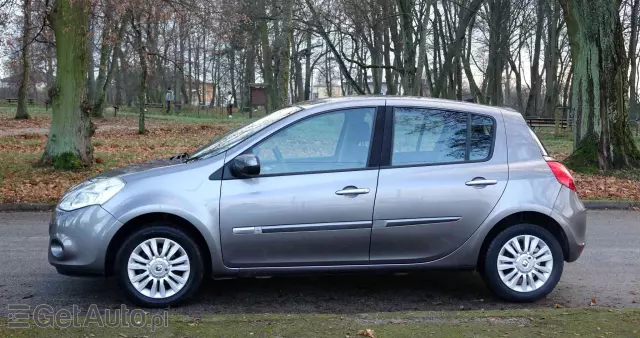 RENAULT Clio 1.2 16V TCE Edition Dynamique