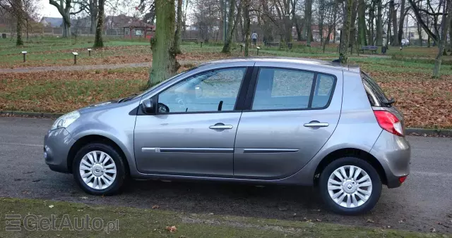 RENAULT Clio 1.2 16V TCE Edition Dynamique