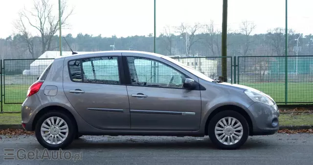 RENAULT Clio 1.2 16V TCE Edition Dynamique