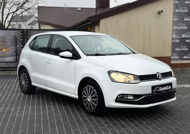 VOLKSWAGEN Polo 1.2 TSI (Blue Motion Technology) Highline