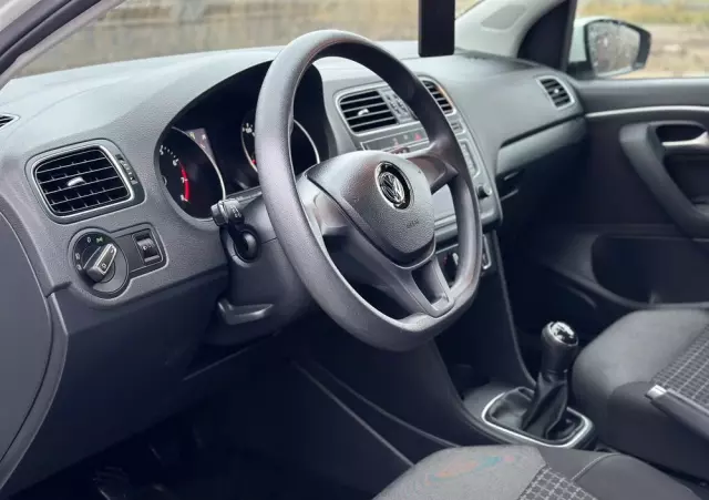 VOLKSWAGEN Polo 1.2 TSI (Blue Motion Technology) Highline