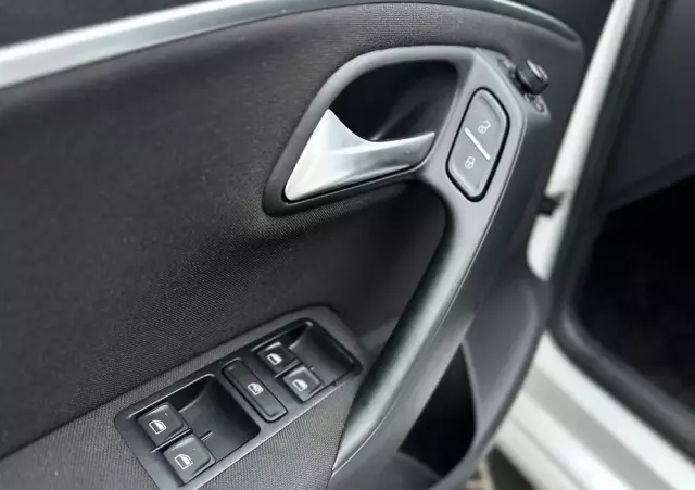 VOLKSWAGEN Polo 1.2 TSI (Blue Motion Technology) Highline