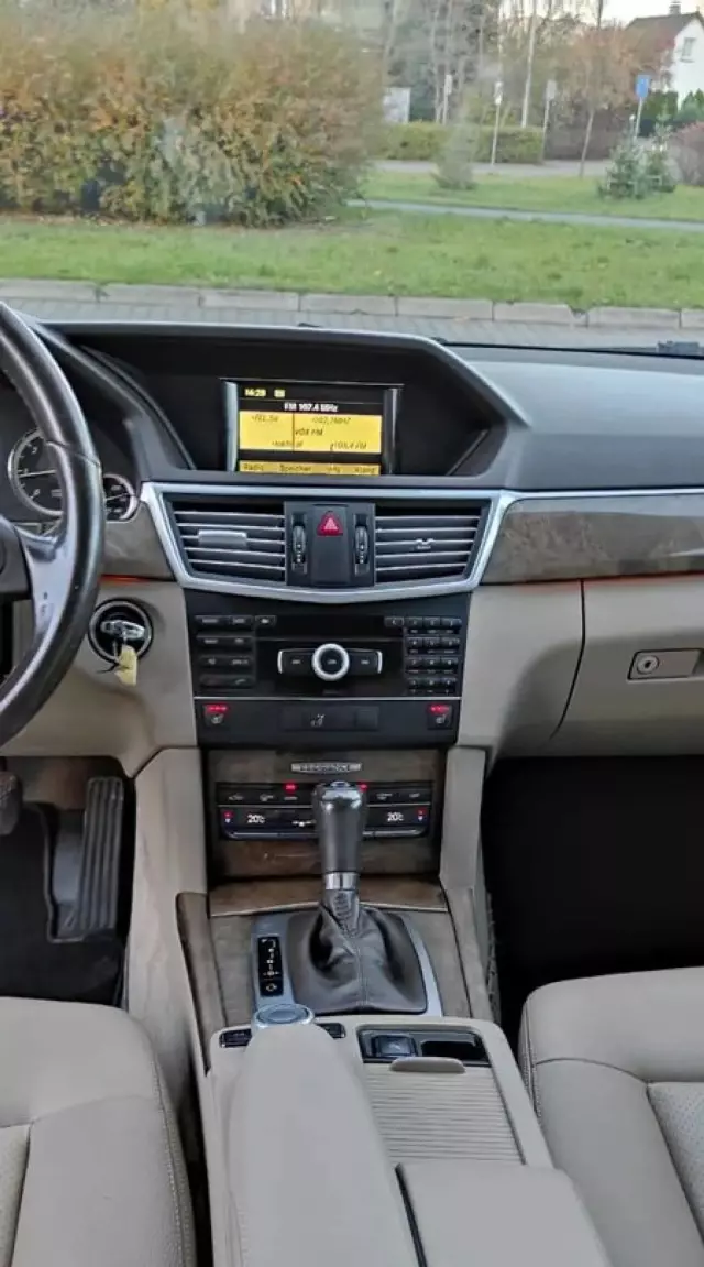 MERCEDES-BENZ Klasa E 